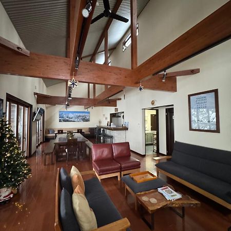 Bears Den Mountain Lodge Hakuba Buitenkant foto
